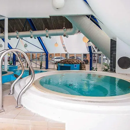 Hejlsminde Gem With Sea Views בית נופש *